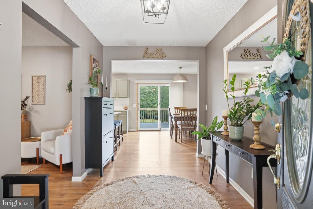 78 LIZZIE MILLS RD, CASTLETON, Virginia 22716, 3 Bedrooms Bedrooms, ,3 BathroomsBathrooms,Residential,78 LIZZIE MILLS RD,VARP2002758 MLS # VARP2002758