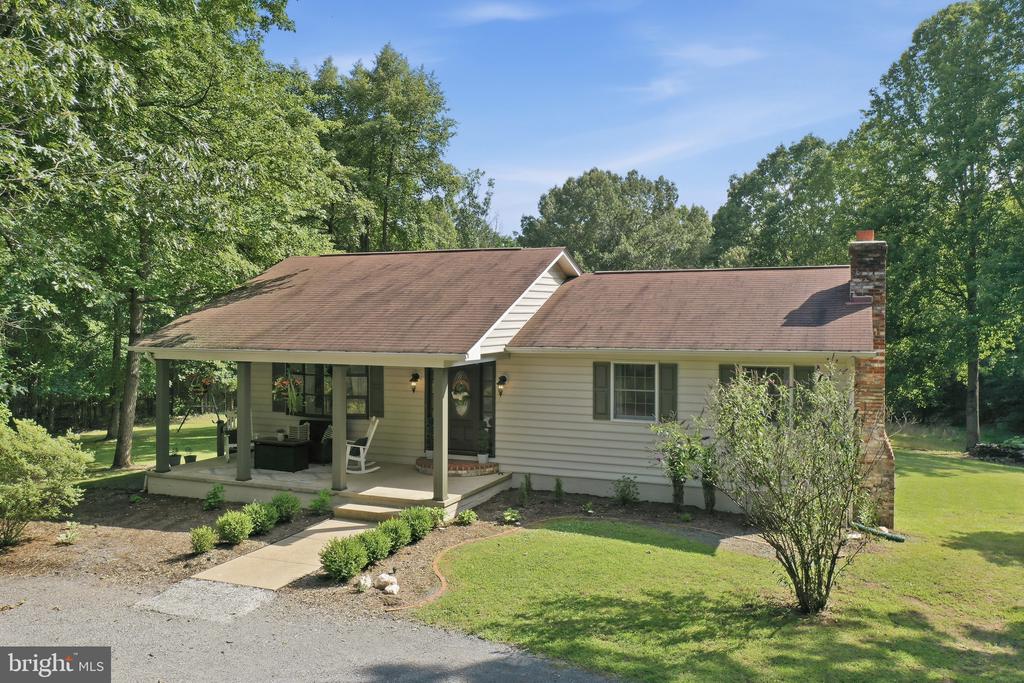 78 LIZZIE MILLS RD, CASTLETON, Virginia 22716, 3 Bedrooms Bedrooms, ,3 BathroomsBathrooms,Residential,78 LIZZIE MILLS RD,VARP2002758 MLS # VARP2002758
