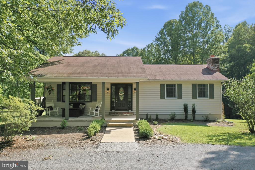 78 LIZZIE MILLS RD, CASTLETON, Virginia 22716, 3 Bedrooms Bedrooms, ,3 BathroomsBathrooms,Residential,78 LIZZIE MILLS RD,VARP2002758 MLS # VARP2002758
