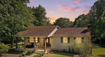 78 LIZZIE MILLS RD, CASTLETON, Virginia 22716, 3 Bedrooms Bedrooms, ,3 BathroomsBathrooms,Residential,78 LIZZIE MILLS RD,VARP2002758 MLS # VARP2002758