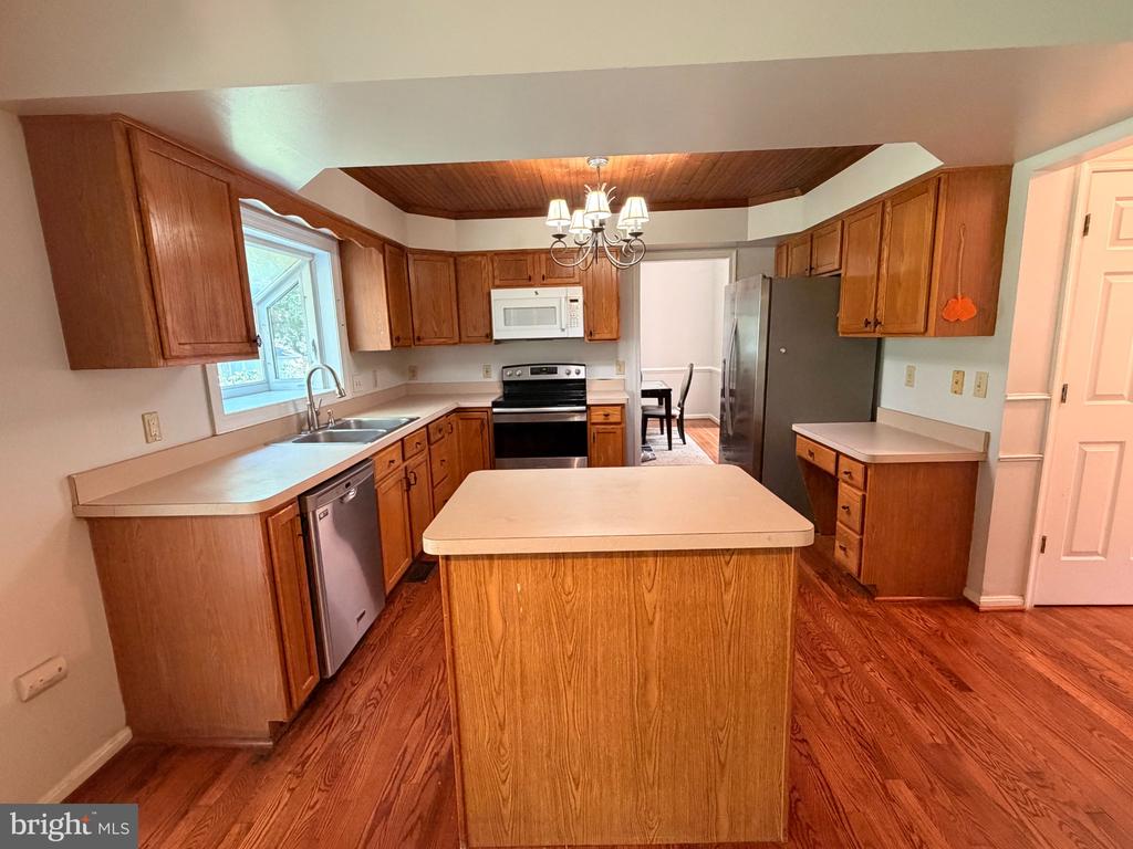 11926 WOODLAND VIEW DR, FREDERICKSBURG, Virginia 22407, 4 Bedrooms Bedrooms, ,2 BathroomsBathrooms,Residential,11926 WOODLAND VIEW DR,VASP2043744 MLS # VASP2043744 11926 WOODLAND VIEW DR, FREDERICKSBURG, Virginia 22407, 4 Bedrooms Bedrooms, ,2 BathroomsBathrooms,Residential,11926 WOODLAND VIEW DR,VASP2043744 MLS # VASP2043744