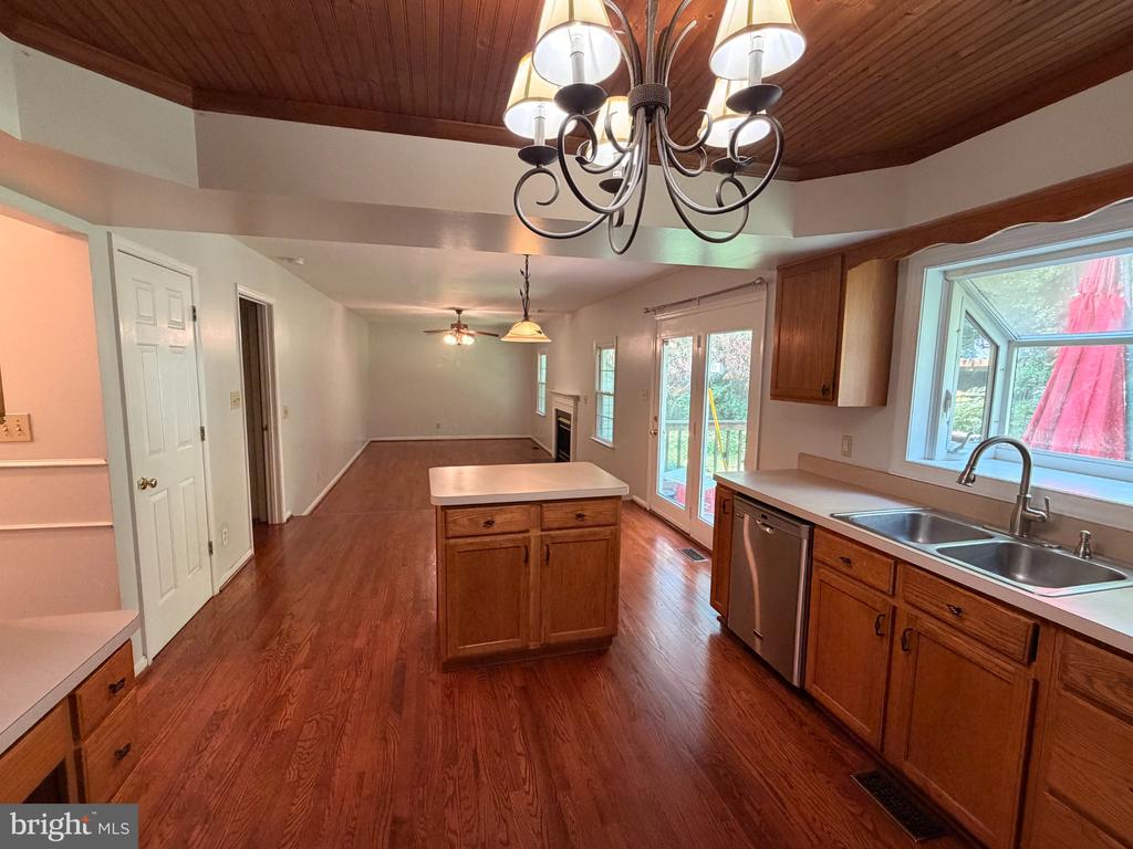 11926 WOODLAND VIEW DR, FREDERICKSBURG, Virginia 22407, 4 Bedrooms Bedrooms, ,2 BathroomsBathrooms,Residential,11926 WOODLAND VIEW DR,VASP2043744 MLS # VASP2043744 11926 WOODLAND VIEW DR, FREDERICKSBURG, Virginia 22407, 4 Bedrooms Bedrooms, ,2 BathroomsBathrooms,Residential,11926 WOODLAND VIEW DR,VASP2043744 MLS # VASP2043744