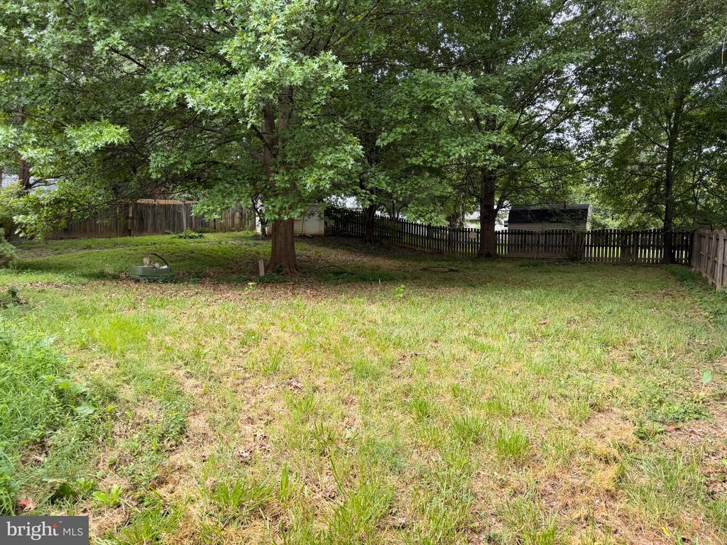 11926 WOODLAND VIEW DR, FREDERICKSBURG, Virginia 22407, 4 Bedrooms Bedrooms, ,2 BathroomsBathrooms,Residential,11926 WOODLAND VIEW DR,VASP2043744 MLS # VASP2043744 11926 WOODLAND VIEW DR, FREDERICKSBURG, Virginia 22407, 4 Bedrooms Bedrooms, ,2 BathroomsBathrooms,Residential,11926 WOODLAND VIEW DR,VASP2043744 MLS # VASP2043744