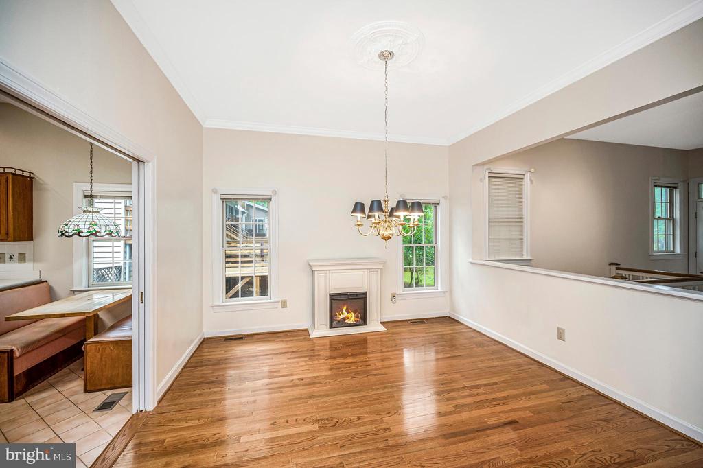 141 LARKSPUR LN, LOCUST GROVE, Virginia 22508, 3 Bedrooms Bedrooms, ,2 BathroomsBathrooms,Residential,141 LARKSPUR LN,VAOR2014676 MLS # VAOR2014676 141 LARKSPUR LN, LOCUST GROVE, Virginia 22508, 3 Bedrooms Bedrooms, ,2 BathroomsBathrooms,Residential,141 LARKSPUR LN,VAOR2014676 MLS # VAOR2014676