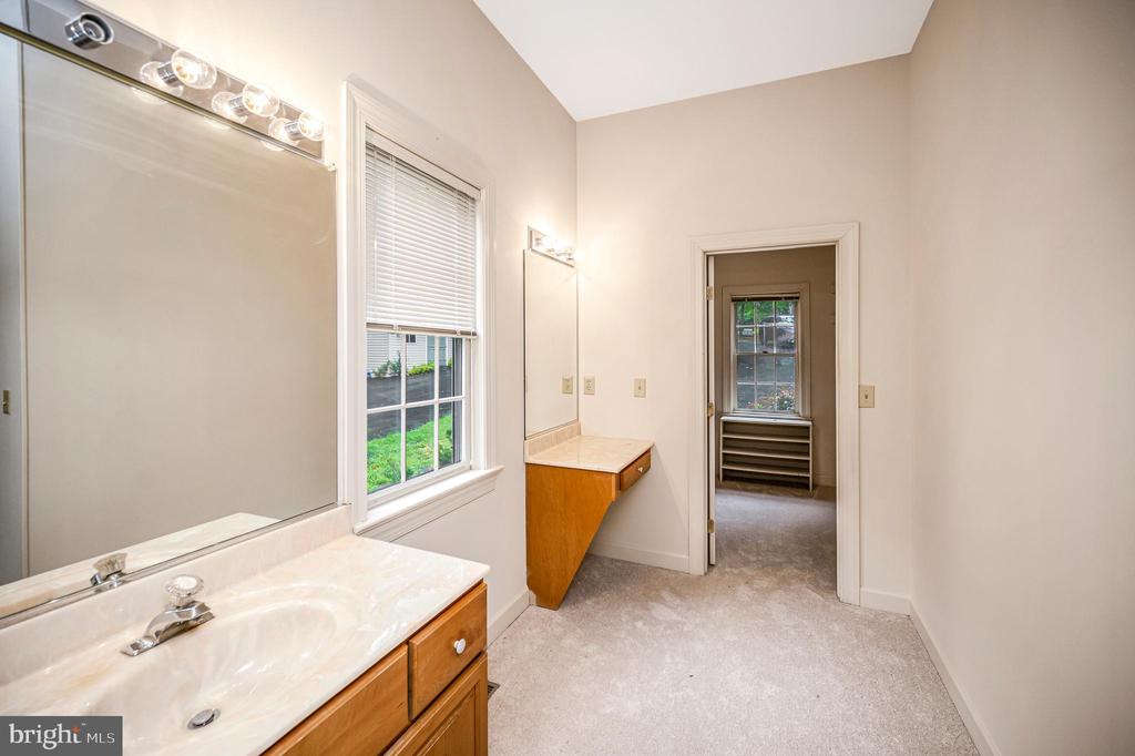 141 LARKSPUR LN, LOCUST GROVE, Virginia 22508, 3 Bedrooms Bedrooms, ,2 BathroomsBathrooms,Residential,141 LARKSPUR LN,VAOR2014676 MLS # VAOR2014676 141 LARKSPUR LN, LOCUST GROVE, Virginia 22508, 3 Bedrooms Bedrooms, ,2 BathroomsBathrooms,Residential,141 LARKSPUR LN,VAOR2014676 MLS # VAOR2014676