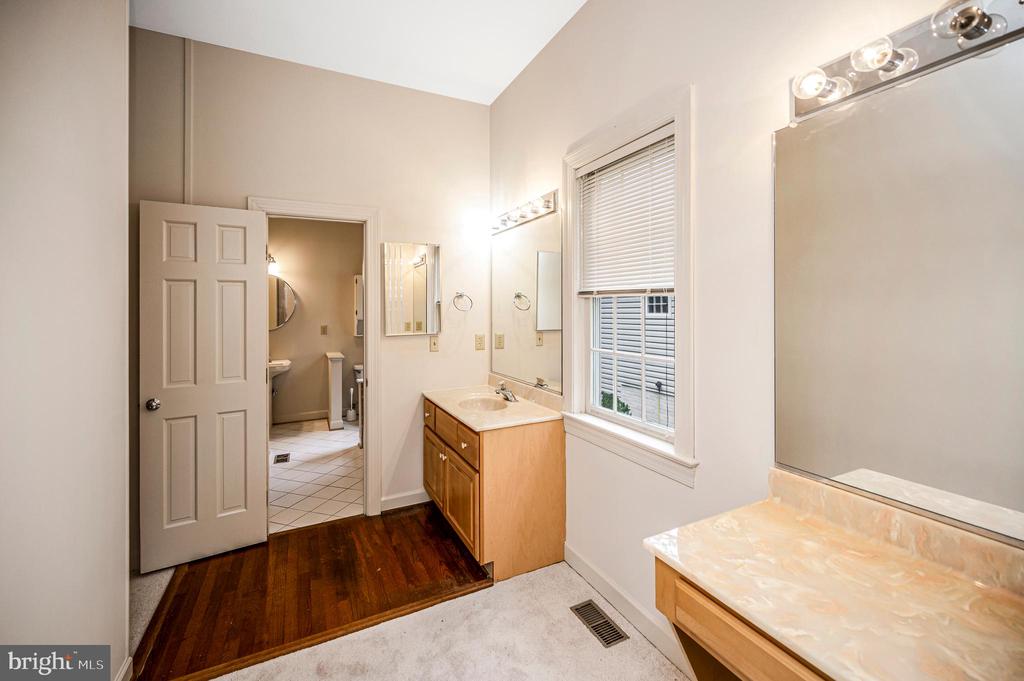 141 LARKSPUR LN, LOCUST GROVE, Virginia 22508, 3 Bedrooms Bedrooms, ,2 BathroomsBathrooms,Residential,141 LARKSPUR LN,VAOR2014676 MLS # VAOR2014676 141 LARKSPUR LN, LOCUST GROVE, Virginia 22508, 3 Bedrooms Bedrooms, ,2 BathroomsBathrooms,Residential,141 LARKSPUR LN,VAOR2014676 MLS # VAOR2014676