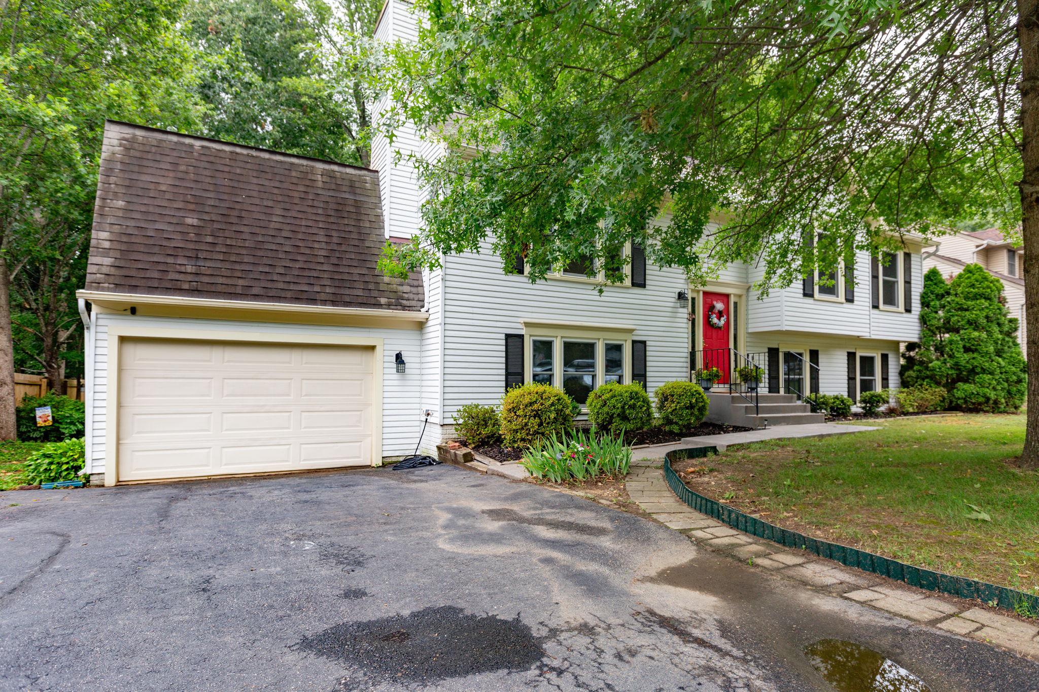 10015 WINDRIDGE DR, FREDERICKSBURG, Virginia 22407, 5 Bedrooms Bedrooms, ,3 BathroomsBathrooms,Residential,10015 WINDRIDGE DR,VASP2043318 MLS # VASP2043318 10015 WINDRIDGE DR, FREDERICKSBURG, Virginia 22407, 5 Bedrooms Bedrooms, ,3 BathroomsBathrooms,Residential,10015 WINDRIDGE DR,VASP2043318 MLS # VASP2043318