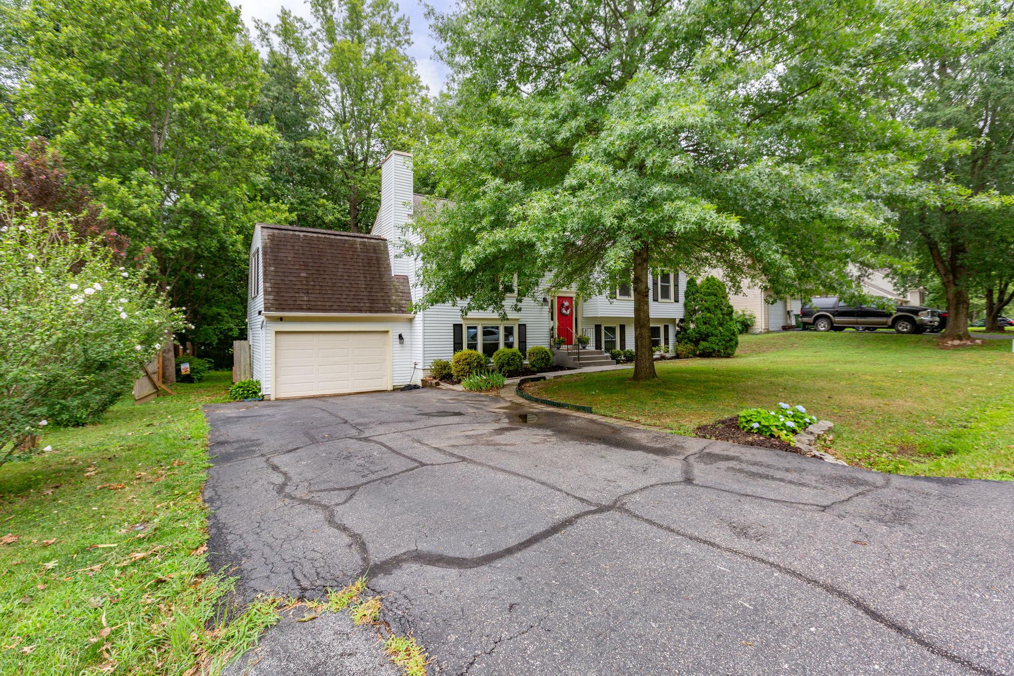 10015 WINDRIDGE DR, FREDERICKSBURG, Virginia 22407, 5 Bedrooms Bedrooms, ,3 BathroomsBathrooms,Residential,10015 WINDRIDGE DR,VASP2043318 MLS # VASP2043318 10015 WINDRIDGE DR, FREDERICKSBURG, Virginia 22407, 5 Bedrooms Bedrooms, ,3 BathroomsBathrooms,Residential,10015 WINDRIDGE DR,VASP2043318 MLS # VASP2043318