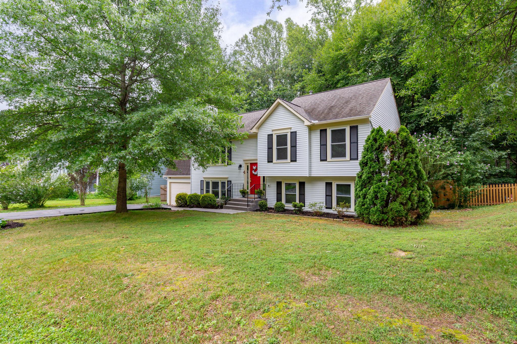 10015 WINDRIDGE DR, FREDERICKSBURG, Virginia 22407, 5 Bedrooms Bedrooms, ,3 BathroomsBathrooms,Residential,10015 WINDRIDGE DR,VASP2043318 MLS # VASP2043318 10015 WINDRIDGE DR, FREDERICKSBURG, Virginia 22407, 5 Bedrooms Bedrooms, ,3 BathroomsBathrooms,Residential,10015 WINDRIDGE DR,VASP2043318 MLS # VASP2043318