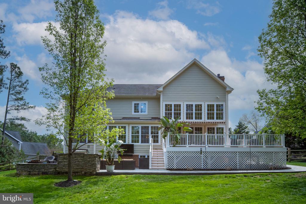 11613 PINE HOLLOW LN, SPOTSYLVANIA, Virginia 22551, 4 Bedrooms Bedrooms, ,3 BathroomsBathrooms,Residential,11613 PINE HOLLOW LN,VASP2043646 MLS # VASP2043646 11613 PINE HOLLOW LN, SPOTSYLVANIA, Virginia 22551, 4 Bedrooms Bedrooms, ,3 BathroomsBathrooms,Residential,11613 PINE HOLLOW LN,VASP2043646 MLS # VASP2043646