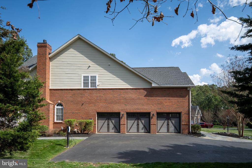 11613 PINE HOLLOW LN, SPOTSYLVANIA, Virginia 22551, 4 Bedrooms Bedrooms, ,3 BathroomsBathrooms,Residential,11613 PINE HOLLOW LN,VASP2043646 MLS # VASP2043646 11613 PINE HOLLOW LN, SPOTSYLVANIA, Virginia 22551, 4 Bedrooms Bedrooms, ,3 BathroomsBathrooms,Residential,11613 PINE HOLLOW LN,VASP2043646 MLS # VASP2043646