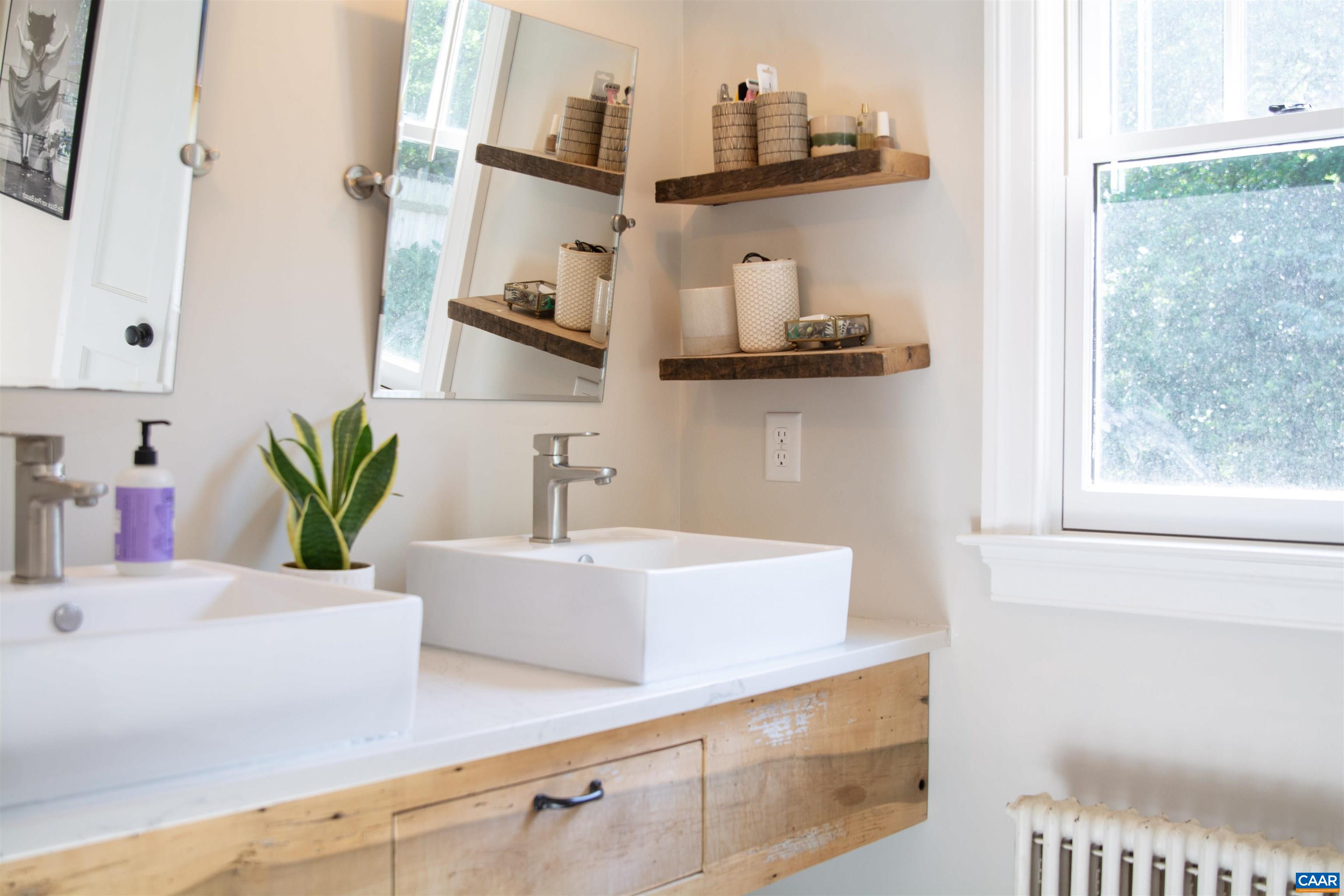 2406 JEFFERSON PARK AVE, CHARLOTTESVILLE, Virginia 22903, 3 Bedrooms Bedrooms, ,2 BathroomsBathrooms,Residential,2406 JEFFERSON PARK AVE,679250 MLS # 679250
