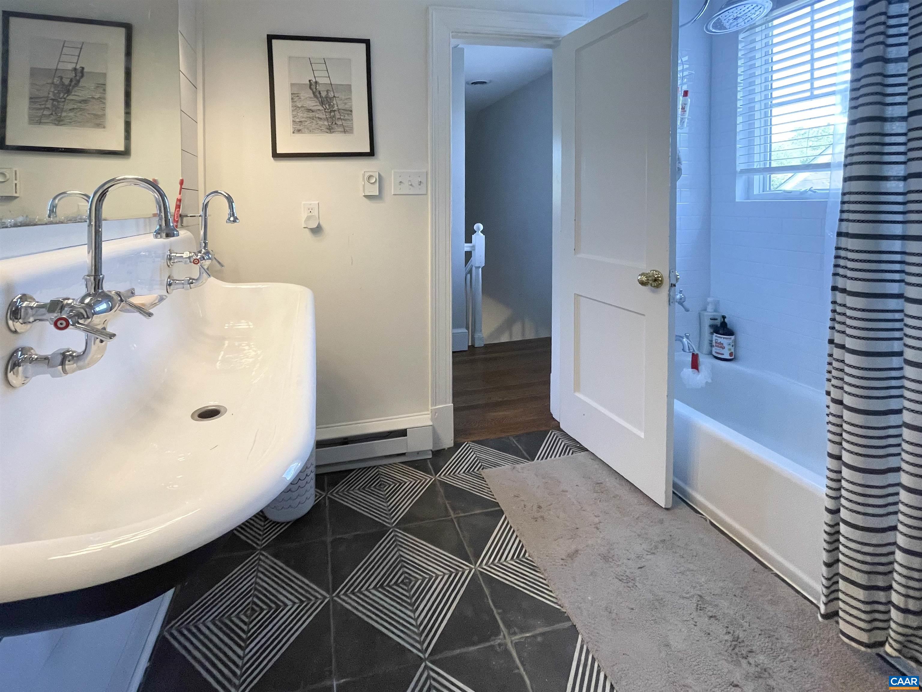 2406 JEFFERSON PARK AVE, CHARLOTTESVILLE, Virginia 22903, 3 Bedrooms Bedrooms, ,2 BathroomsBathrooms,Residential,2406 JEFFERSON PARK AVE,679250 MLS # 679250