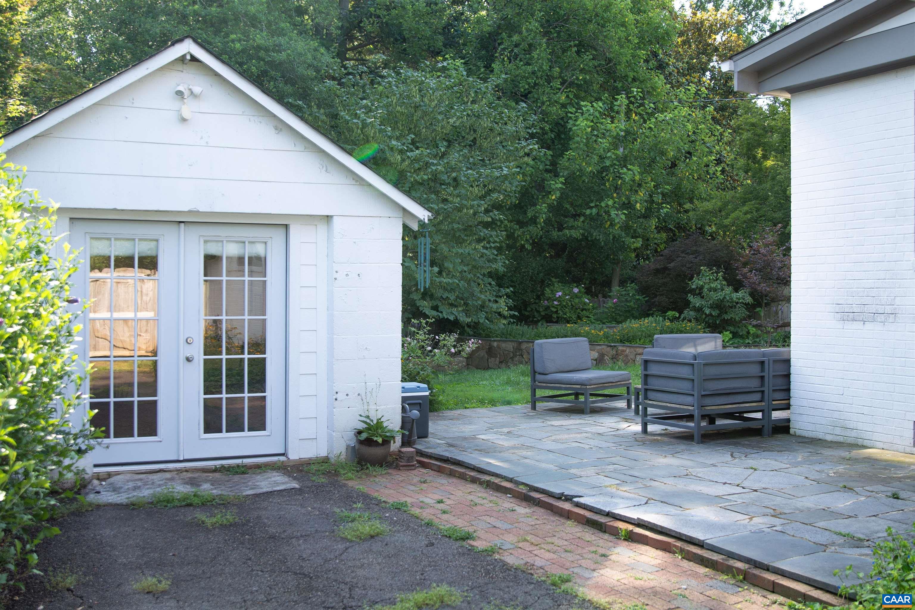 2406 JEFFERSON PARK AVE, CHARLOTTESVILLE, Virginia 22903, 3 Bedrooms Bedrooms, ,2 BathroomsBathrooms,Residential,2406 JEFFERSON PARK AVE,679250 MLS # 679250