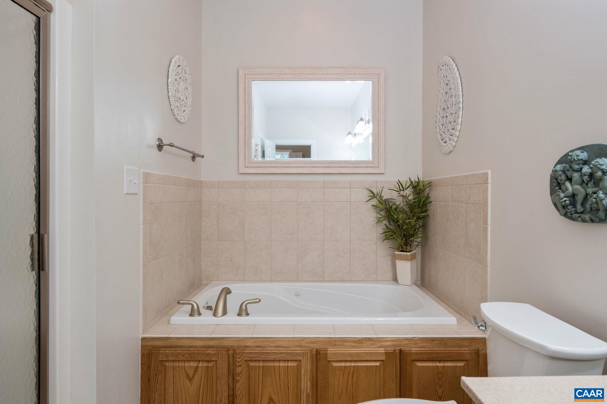 26 E PARK VIEW DR, STAUNTON, Virginia 24401, 3 Bedrooms Bedrooms, ,2 BathroomsBathrooms,Residential,26 E PARK VIEW DR,679363 MLS # 679363 26 E PARK VIEW DR, STAUNTON, Virginia 24401, 3 Bedrooms Bedrooms, ,2 BathroomsBathrooms,Residential,26 E PARK VIEW DR,679363 MLS # 679363