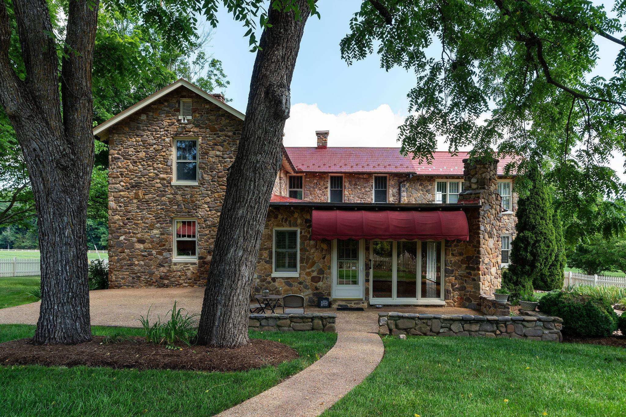197 UNION HALL SCHOOL LN, SWOOPE, Virginia 24479, 3 Bedrooms Bedrooms, ,3 BathroomsBathrooms,Residential,Legacy Farm Estate,197 UNION HALL SCHOOL LN,679364 MLS # 679364 197 UNION HALL SCHOOL LN, SWOOPE, Virginia 24479, 3 Bedrooms Bedrooms, ,3 BathroomsBathrooms,Residential,Legacy Farm Estate,197 UNION HALL SCHOOL LN,679364 MLS # 679364