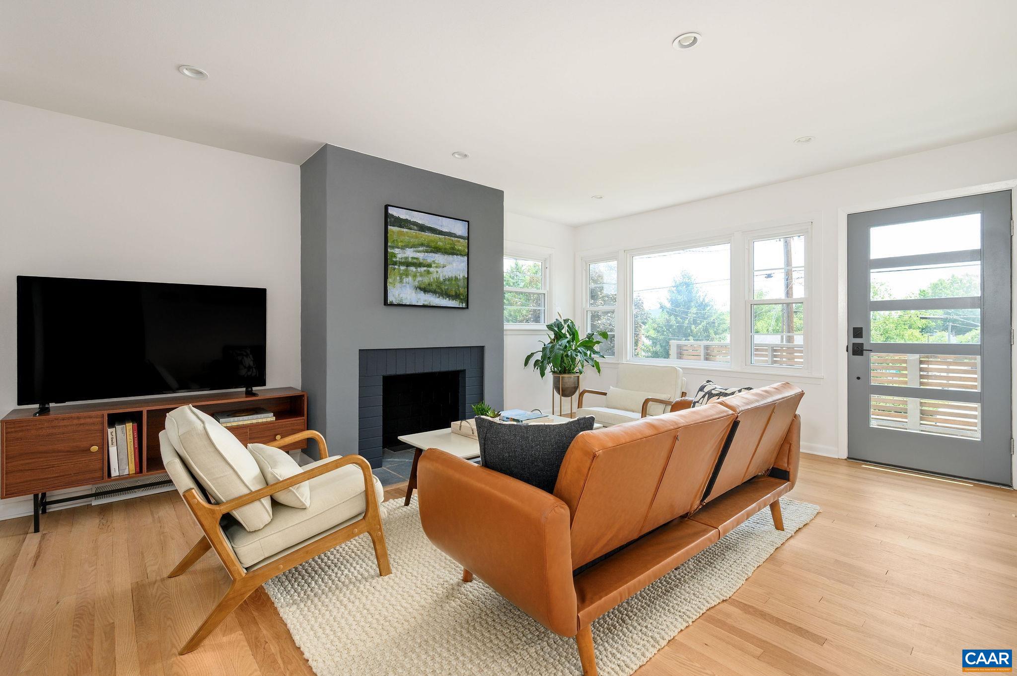 1007 SAINT CLAIR AVE, CHARLOTTESVILLE, Virginia 22901, 4 Bedrooms Bedrooms, ,3 BathroomsBathrooms,Residential,1007 SAINT CLAIR AVE,679375 MLS # 679375 1007 SAINT CLAIR AVE, CHARLOTTESVILLE, Virginia 22901, 4 Bedrooms Bedrooms, ,3 BathroomsBathrooms,Residential,1007 SAINT CLAIR AVE,679375 MLS # 679375
