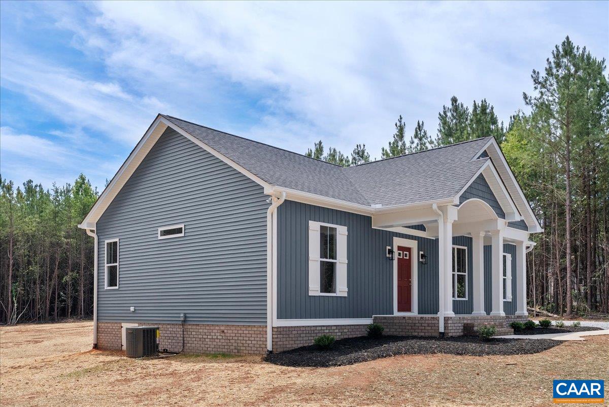 126 FIRETOWER LN, KEYSVILLE, Virginia 23947, 3 Bedrooms Bedrooms, ,2 BathroomsBathrooms,Residential,126 FIRETOWER LN,679376 MLS # 679376 126 FIRETOWER LN, KEYSVILLE, Virginia 23947, 3 Bedrooms Bedrooms, ,2 BathroomsBathrooms,Residential,126 FIRETOWER LN,679376 MLS # 679376