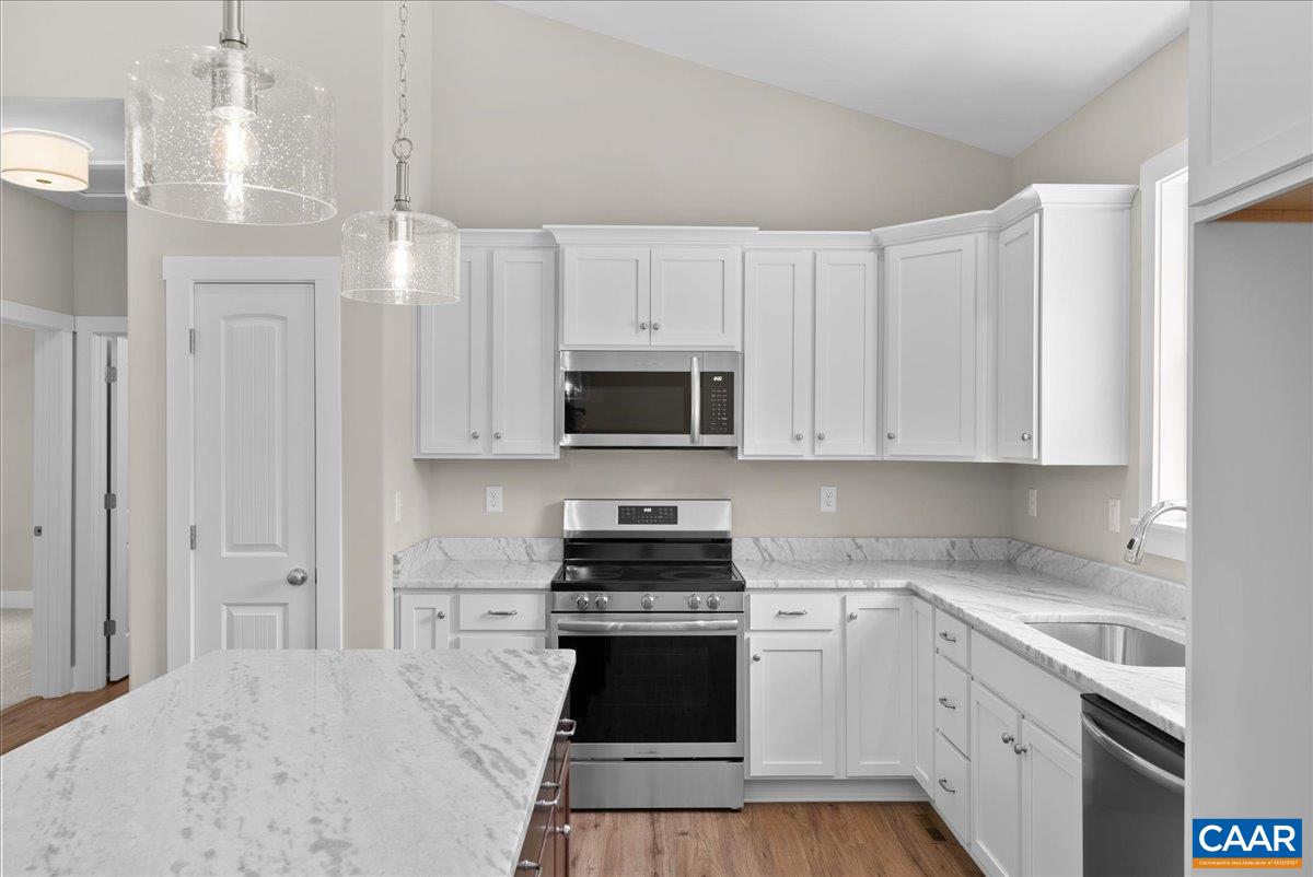 126 FIRETOWER LN, KEYSVILLE, Virginia 23947, 3 Bedrooms Bedrooms, ,2 BathroomsBathrooms,Residential,126 FIRETOWER LN,679376 MLS # 679376 126 FIRETOWER LN, KEYSVILLE, Virginia 23947, 3 Bedrooms Bedrooms, ,2 BathroomsBathrooms,Residential,126 FIRETOWER LN,679376 MLS # 679376