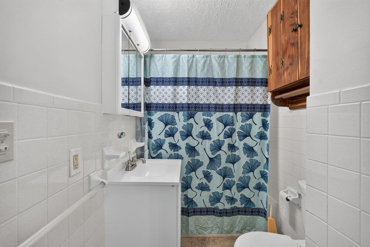 10402 PHILLIPS STORE RD, BROADWAY, Virginia 22815, 4 Bedrooms Bedrooms, ,2 BathroomsBathrooms,Residential,10402 PHILLIPS STORE RD,679380 MLS # 679380