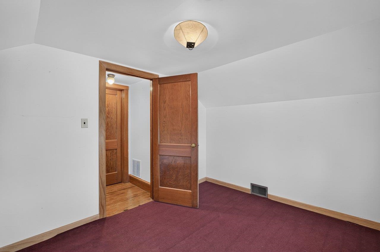 10402 PHILLIPS STORE RD, BROADWAY, Virginia 22815, 4 Bedrooms Bedrooms, ,2 BathroomsBathrooms,Residential,10402 PHILLIPS STORE RD,679380 MLS # 679380