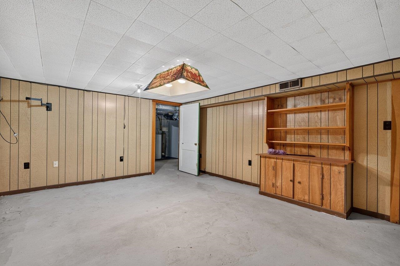 10402 PHILLIPS STORE RD, BROADWAY, Virginia 22815, 4 Bedrooms Bedrooms, ,2 BathroomsBathrooms,Residential,10402 PHILLIPS STORE RD,679380 MLS # 679380