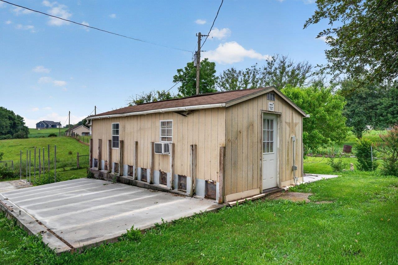 10402 PHILLIPS STORE RD, BROADWAY, Virginia 22815, 4 Bedrooms Bedrooms, ,2 BathroomsBathrooms,Residential,10402 PHILLIPS STORE RD,679380 MLS # 679380