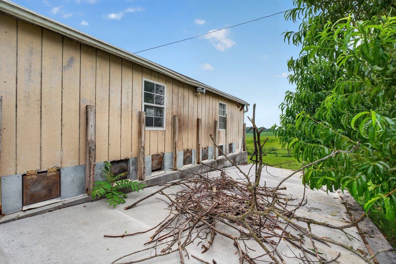 10402 PHILLIPS STORE RD, BROADWAY, Virginia 22815, 4 Bedrooms Bedrooms, ,2 BathroomsBathrooms,Residential,10402 PHILLIPS STORE RD,679380 MLS # 679380