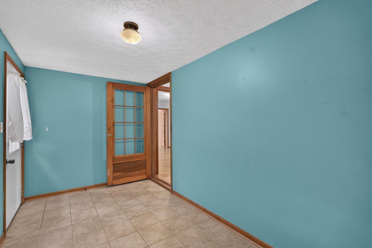 10402 PHILLIPS STORE RD, BROADWAY, Virginia 22815, 4 Bedrooms Bedrooms, ,2 BathroomsBathrooms,Residential,10402 PHILLIPS STORE RD,679380 MLS # 679380