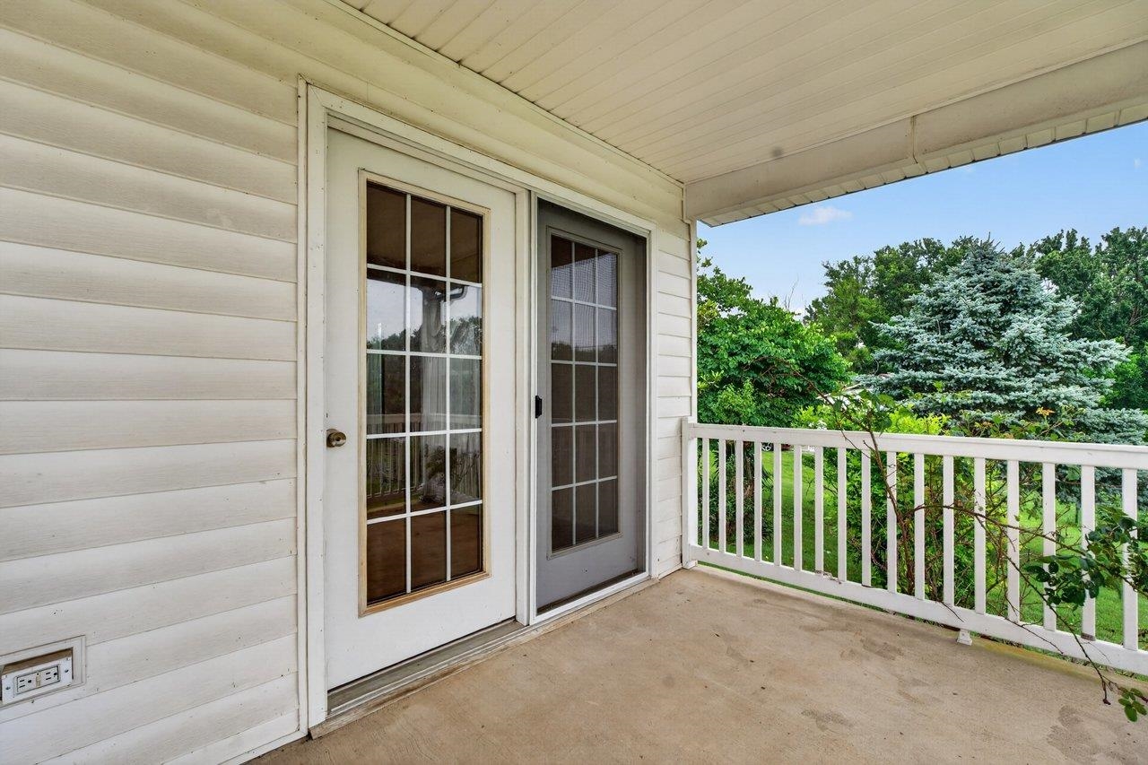 10402 PHILLIPS STORE RD, BROADWAY, Virginia 22815, 4 Bedrooms Bedrooms, ,2 BathroomsBathrooms,Residential,10402 PHILLIPS STORE RD,679380 MLS # 679380