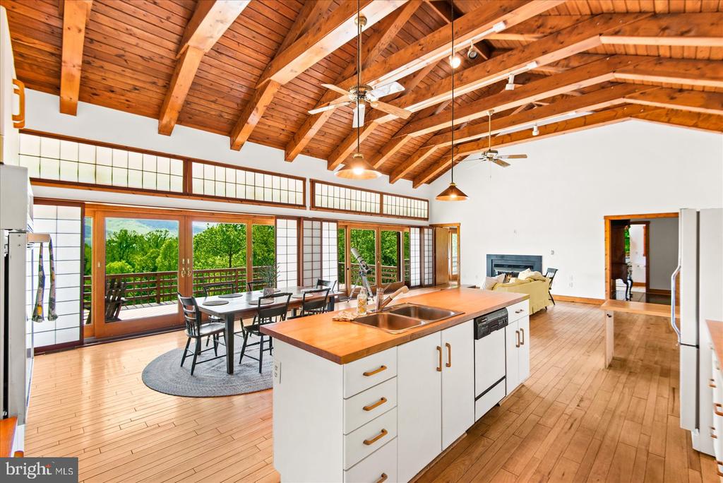 32 NEW MOON LN, SPERRYVILLE, Virginia 22740, 2 Bedrooms Bedrooms, ,2 BathroomsBathrooms,Residential,NONE AVAILABLE,32 NEW MOON LN,VARP2002630 MLS # VARP2002630