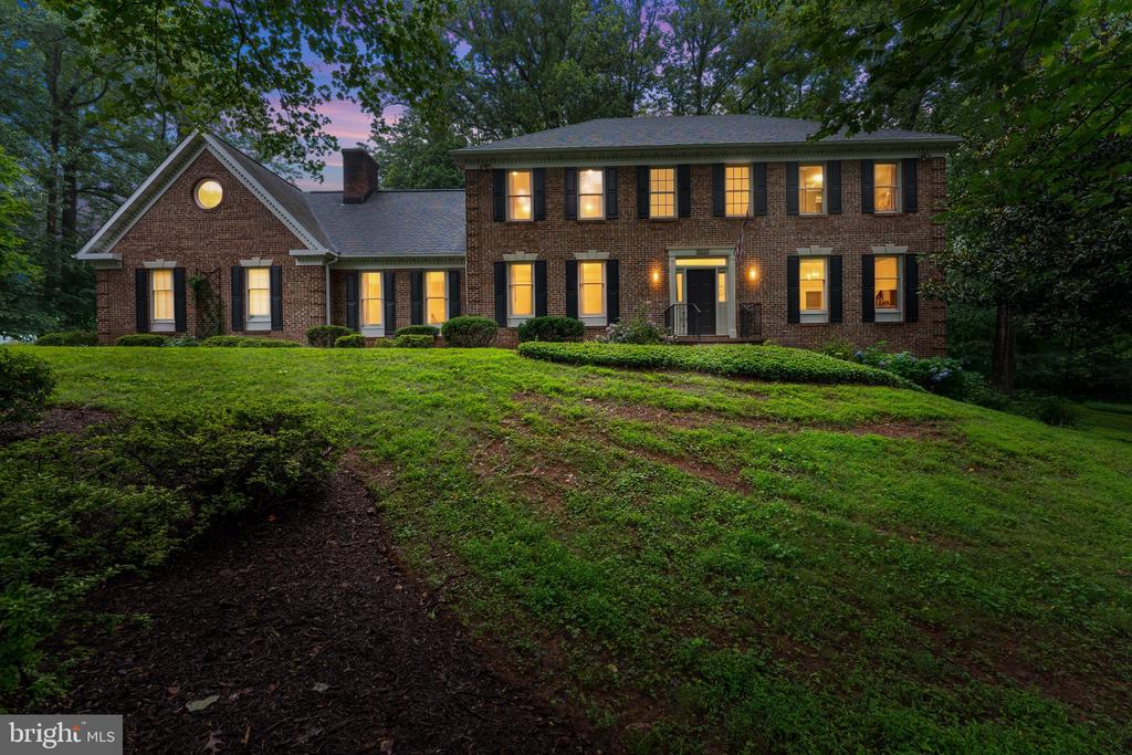 8464 TURKEY RUN DR, WARRENTON, Virginia 20187, 4 Bedrooms Bedrooms, ,3 BathroomsBathrooms,Residential,8464 TURKEY RUN DR,VAFQ2022964 MLS # VAFQ2022964