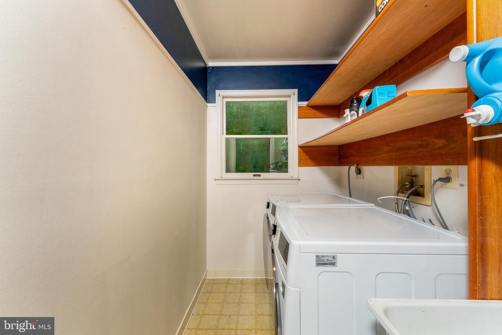 8464 TURKEY RUN DR, WARRENTON, Virginia 20187, 4 Bedrooms Bedrooms, ,3 BathroomsBathrooms,Residential,8464 TURKEY RUN DR,VAFQ2022964 MLS # VAFQ2022964 8464 TURKEY RUN DR, WARRENTON, Virginia 20187, 4 Bedrooms Bedrooms, ,3 BathroomsBathrooms,Residential,8464 TURKEY RUN DR,VAFQ2022964 MLS # VAFQ2022964