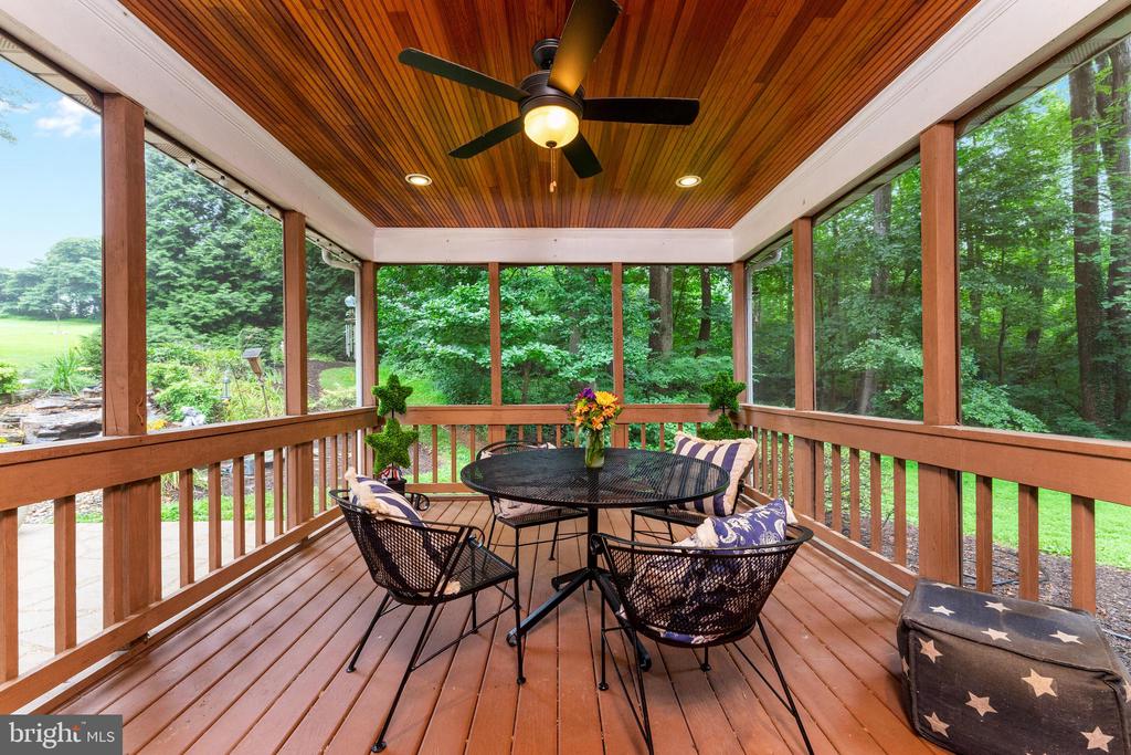 8464 TURKEY RUN DR, WARRENTON, Virginia 20187, 4 Bedrooms Bedrooms, ,3 BathroomsBathrooms,Residential,8464 TURKEY RUN DR,VAFQ2022964 MLS # VAFQ2022964 8464 TURKEY RUN DR, WARRENTON, Virginia 20187, 4 Bedrooms Bedrooms, ,3 BathroomsBathrooms,Residential,8464 TURKEY RUN DR,VAFQ2022964 MLS # VAFQ2022964