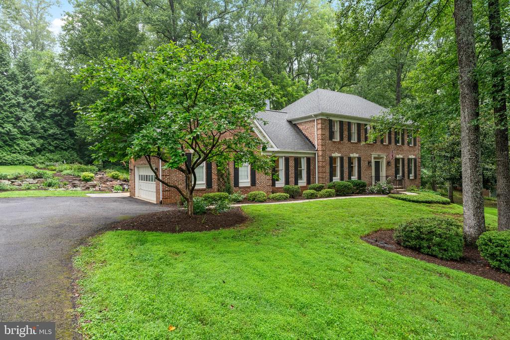 8464 TURKEY RUN DR, WARRENTON, Virginia 20187, 4 Bedrooms Bedrooms, ,3 BathroomsBathrooms,Residential,8464 TURKEY RUN DR,VAFQ2022964 MLS # VAFQ2022964 8464 TURKEY RUN DR, WARRENTON, Virginia 20187, 4 Bedrooms Bedrooms, ,3 BathroomsBathrooms,Residential,8464 TURKEY RUN DR,VAFQ2022964 MLS # VAFQ2022964