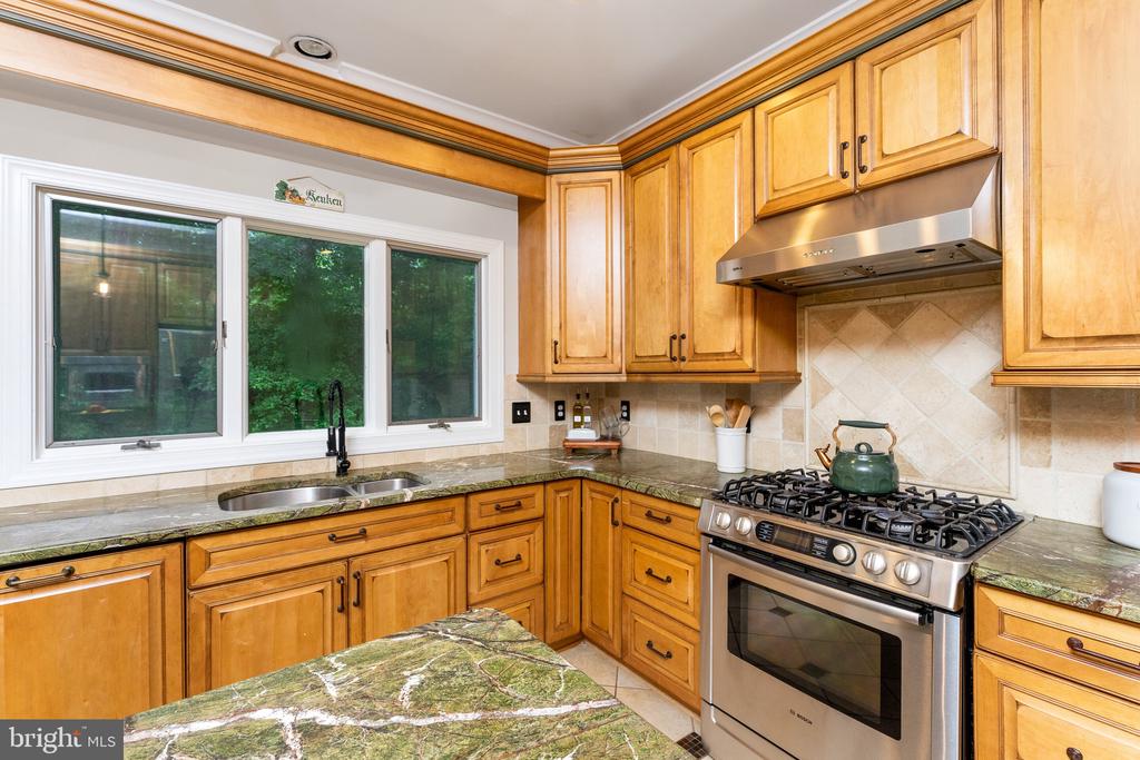 8464 TURKEY RUN DR, WARRENTON, Virginia 20187, 4 Bedrooms Bedrooms, ,3 BathroomsBathrooms,Residential,8464 TURKEY RUN DR,VAFQ2022964 MLS # VAFQ2022964 8464 TURKEY RUN DR, WARRENTON, Virginia 20187, 4 Bedrooms Bedrooms, ,3 BathroomsBathrooms,Residential,8464 TURKEY RUN DR,VAFQ2022964 MLS # VAFQ2022964