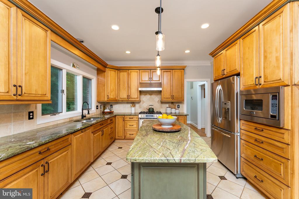 8464 TURKEY RUN DR, WARRENTON, Virginia 20187, 4 Bedrooms Bedrooms, ,3 BathroomsBathrooms,Residential,8464 TURKEY RUN DR,VAFQ2022964 MLS # VAFQ2022964 8464 TURKEY RUN DR, WARRENTON, Virginia 20187, 4 Bedrooms Bedrooms, ,3 BathroomsBathrooms,Residential,8464 TURKEY RUN DR,VAFQ2022964 MLS # VAFQ2022964