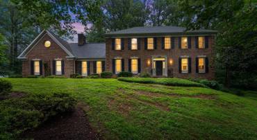 8464 TURKEY RUN DR, WARRENTON, Virginia 20187, 4 Bedrooms Bedrooms, ,3 BathroomsBathrooms,Residential,8464 TURKEY RUN DR,VAFQ2022964 MLS # VAFQ2022964