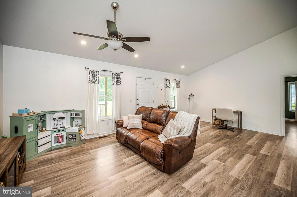 7295 CORNFIELD LN, RHOADESVILLE, Virginia 22542, 3 Bedrooms Bedrooms, ,2 BathroomsBathrooms,Residential,7295 CORNFIELD LN,VAOR2014638 MLS # VAOR2014638 7295 CORNFIELD LN, RHOADESVILLE, Virginia 22542, 3 Bedrooms Bedrooms, ,2 BathroomsBathrooms,Residential,7295 CORNFIELD LN,VAOR2014638 MLS # VAOR2014638