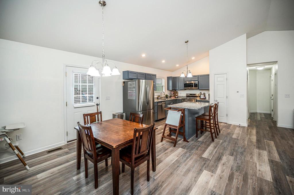 7295 CORNFIELD LN, RHOADESVILLE, Virginia 22542, 3 Bedrooms Bedrooms, ,2 BathroomsBathrooms,Residential,7295 CORNFIELD LN,VAOR2014638 MLS # VAOR2014638 7295 CORNFIELD LN, RHOADESVILLE, Virginia 22542, 3 Bedrooms Bedrooms, ,2 BathroomsBathrooms,Residential,7295 CORNFIELD LN,VAOR2014638 MLS # VAOR2014638