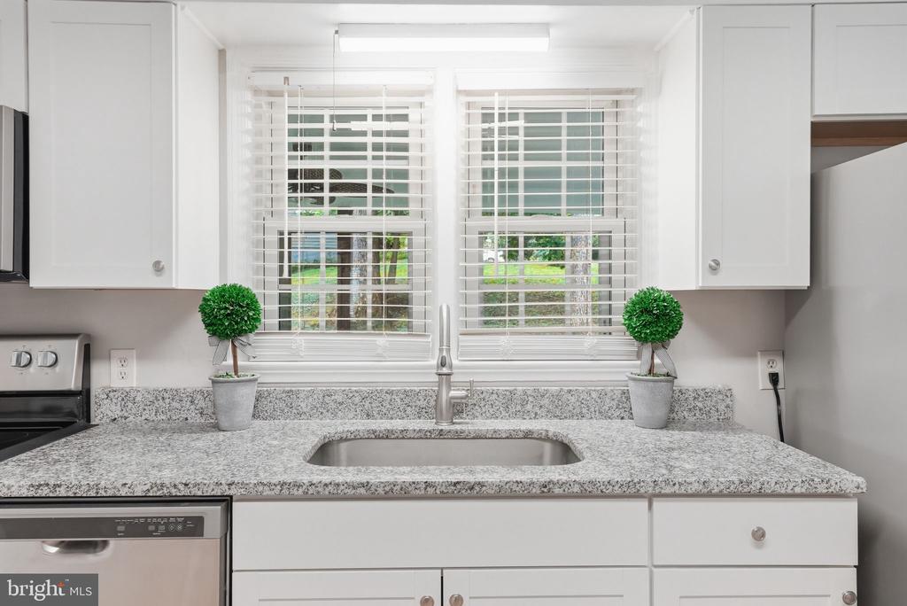 6499 BRIGGS RD, WARRENTON, Virginia 20187, 2 Bedrooms Bedrooms, ,1 BathroomBathrooms,Residential,6499 BRIGGS RD,VAFQ2022934 MLS # VAFQ2022934 6499 BRIGGS RD, WARRENTON, Virginia 20187, 2 Bedrooms Bedrooms, ,1 BathroomBathrooms,Residential,6499 BRIGGS RD,VAFQ2022934 MLS # VAFQ2022934