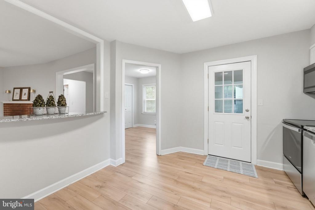 6499 BRIGGS RD, WARRENTON, Virginia 20187, 2 Bedrooms Bedrooms, ,1 BathroomBathrooms,Residential,6499 BRIGGS RD,VAFQ2022934 MLS # VAFQ2022934 6499 BRIGGS RD, WARRENTON, Virginia 20187, 2 Bedrooms Bedrooms, ,1 BathroomBathrooms,Residential,6499 BRIGGS RD,VAFQ2022934 MLS # VAFQ2022934