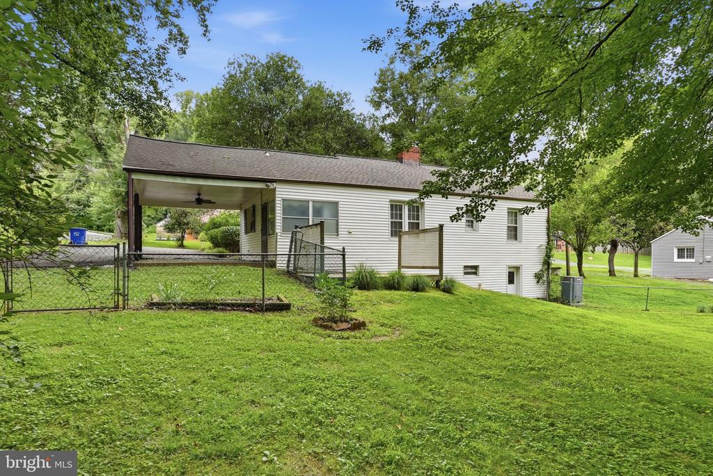 6499 BRIGGS RD, WARRENTON, Virginia 20187, 2 Bedrooms Bedrooms, ,1 BathroomBathrooms,Residential,6499 BRIGGS RD,VAFQ2022934 MLS # VAFQ2022934 6499 BRIGGS RD, WARRENTON, Virginia 20187, 2 Bedrooms Bedrooms, ,1 BathroomBathrooms,Residential,6499 BRIGGS RD,VAFQ2022934 MLS # VAFQ2022934