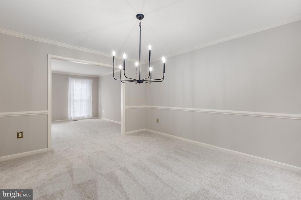 3514 CARLYLE CT, FREDERICKSBURG, Virginia 22408, 5 Bedrooms Bedrooms, ,3 BathroomsBathrooms,Residential,3514 CARLYLE CT,VASP2043482 MLS # VASP2043482