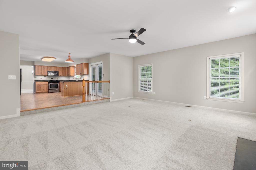 3514 CARLYLE CT, FREDERICKSBURG, Virginia 22408, 5 Bedrooms Bedrooms, ,3 BathroomsBathrooms,Residential,3514 CARLYLE CT,VASP2043482 MLS # VASP2043482