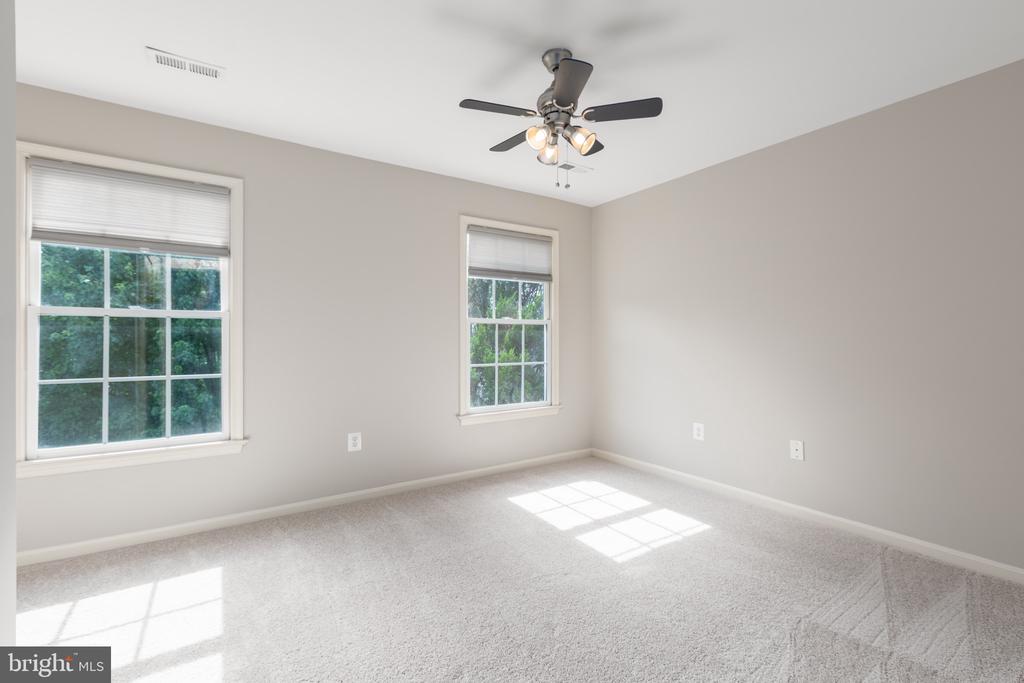 3514 CARLYLE CT, FREDERICKSBURG, Virginia 22408, 5 Bedrooms Bedrooms, ,3 BathroomsBathrooms,Residential,3514 CARLYLE CT,VASP2043482 MLS # VASP2043482