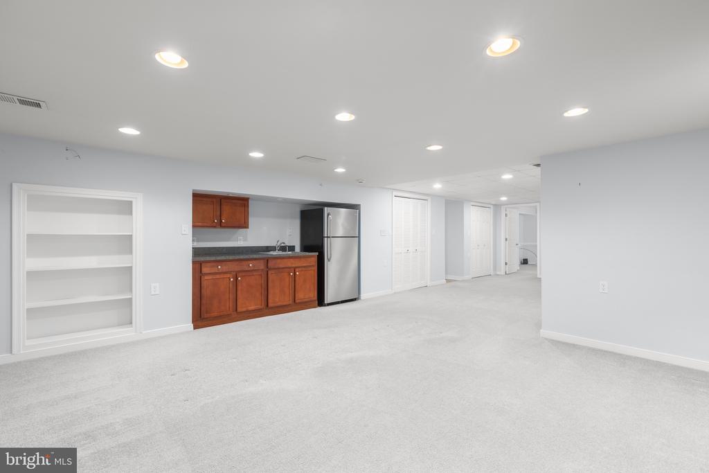3514 CARLYLE CT, FREDERICKSBURG, Virginia 22408, 5 Bedrooms Bedrooms, ,3 BathroomsBathrooms,Residential,3514 CARLYLE CT,VASP2043482 MLS # VASP2043482