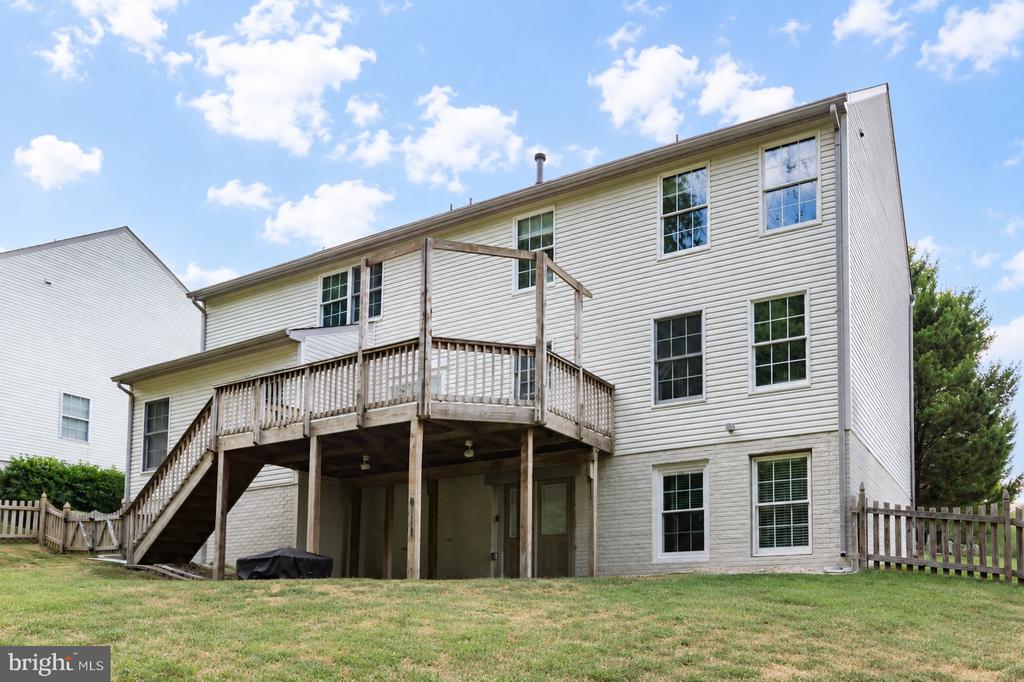 3514 CARLYLE CT, FREDERICKSBURG, Virginia 22408, 5 Bedrooms Bedrooms, ,3 BathroomsBathrooms,Residential,3514 CARLYLE CT,VASP2043482 MLS # VASP2043482