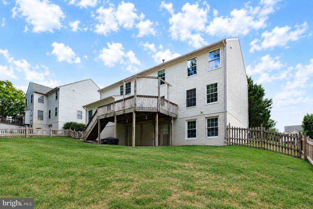 3514 CARLYLE CT, FREDERICKSBURG, Virginia 22408, 5 Bedrooms Bedrooms, ,3 BathroomsBathrooms,Residential,3514 CARLYLE CT,VASP2043482 MLS # VASP2043482