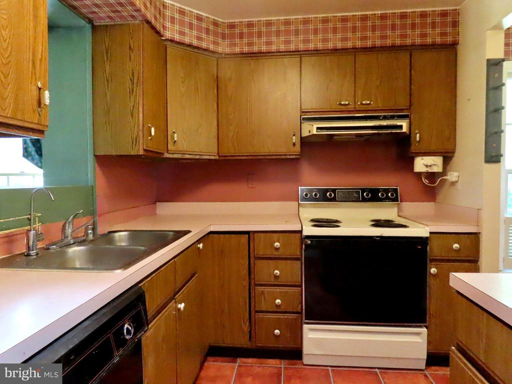 13782 CREST HILL RD, FLINT HILL, Virginia 22637, 1 Bedroom Bedrooms, ,2 BathroomsBathrooms,Residential,13782 CREST HILL RD,VARP2002728 MLS # VARP2002728